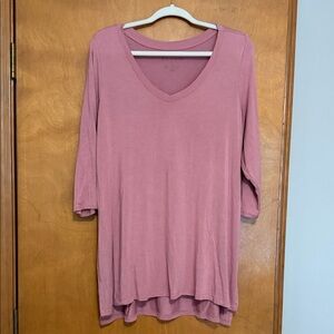 Tahari Women's Pink V-Neck Tunic Top